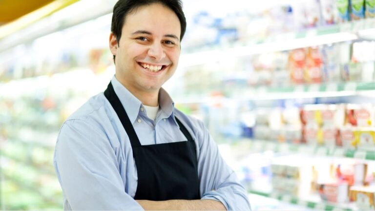 Creditenderos: Tu Aliado para Surtir tu Tienda en el 2025